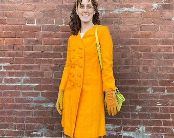 1960’s 2 piece dress suit with jacket in bright Turmeric yellow heavy linen, Mam'selle by Betty Carol, Vintage size 11, excellent condition