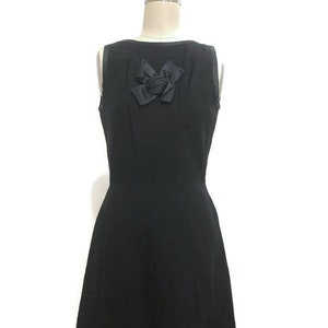 1950&#39;s Black cocktail dress with bow on front Mid Century dress thick stiff knit/Handmade/Ooak/SMALL/ Vintage clothing/ Audrey Hepburn style