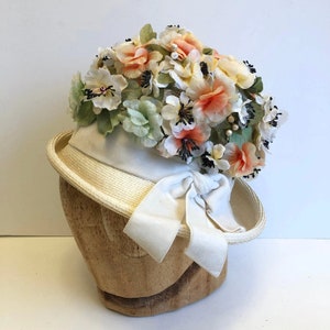 1950&#39;s hat with floral applique and faux pearls perfect for a Spring Wedding, accessories, vintage hats, vintage clothing