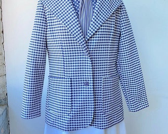 1970's polyester Blazer in tan and white checked pattern with pockets