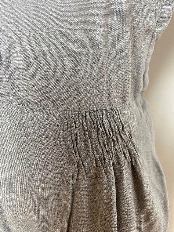 Vintage 1940's dress gray linen with white overla… - image 4