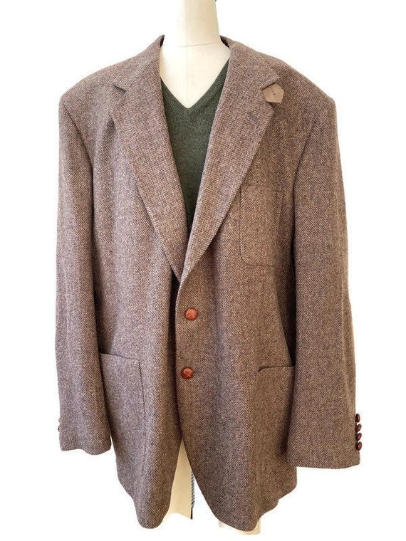 1970'S Men's wool sports coat with suede elbow pat