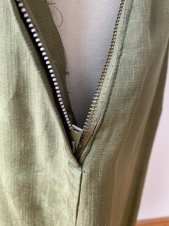 1950/60’s moss green silk dress fits a modern med… - image 8