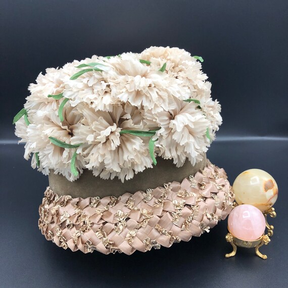 Beige Raffia Flower Hat Designer fashion, Seoul-fully created | W Concept main image 2
