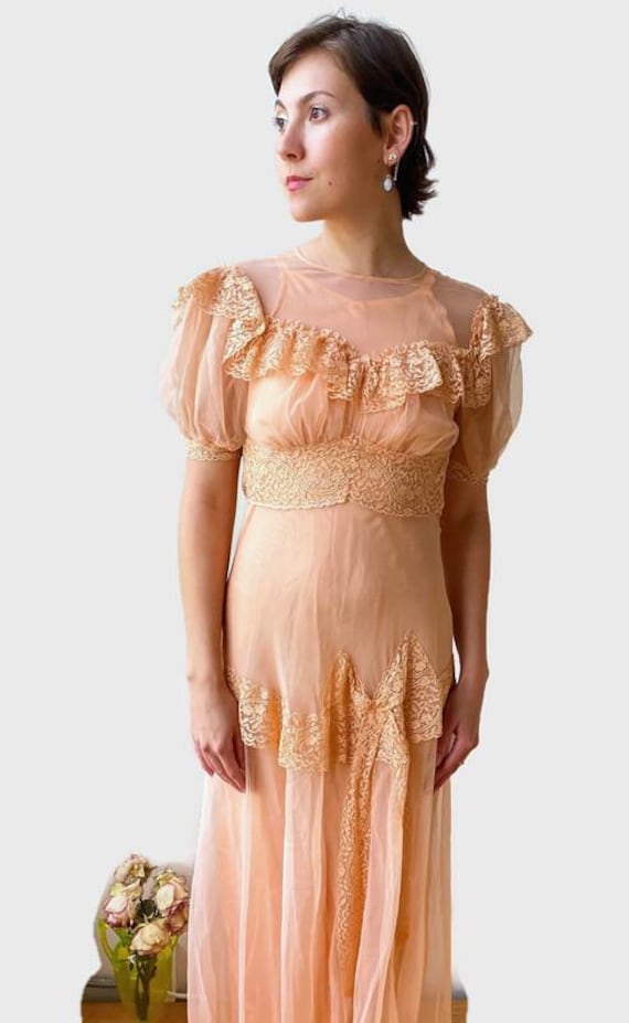 coral empire waist dress Vintage Lisa Meril Coral Colored Gold Sequin Empire Waist Dress – The Kit  Vintage main image 0