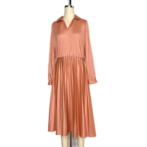 1970&#39;s dress long sleeve Pink polyester with pleated skirt by Sunshine Alley, Vintage clothing