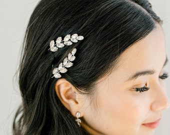 JANI // Crystal Diamond Wedding Hair Pins, Bride haircomb, hair comb, hair jewelry, Wedding Hairpiece, diamond bride hair accessory