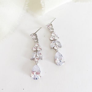 REENA // Wedding Earrings, Drop Cubic Zirconia Bride Earrings,Statement Bridal Earrings,Wedding Crystal Drop Earrings,pretty Bride Earrings