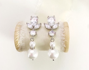 GEORGIA // Diamond Pearl Drop Wedding Earrings, Bridal Pearl drop Earrings, CZ Pearl Gold wedding earrings, rose gold pearl earrings