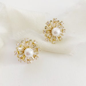 CORINNE // Pearl Stud Wedding Earrings, Stud Vintage Cubic Zirconia Bride Earrings, Retro Inspired Bridal Earrings,Pearl Bridesmaid Earrings