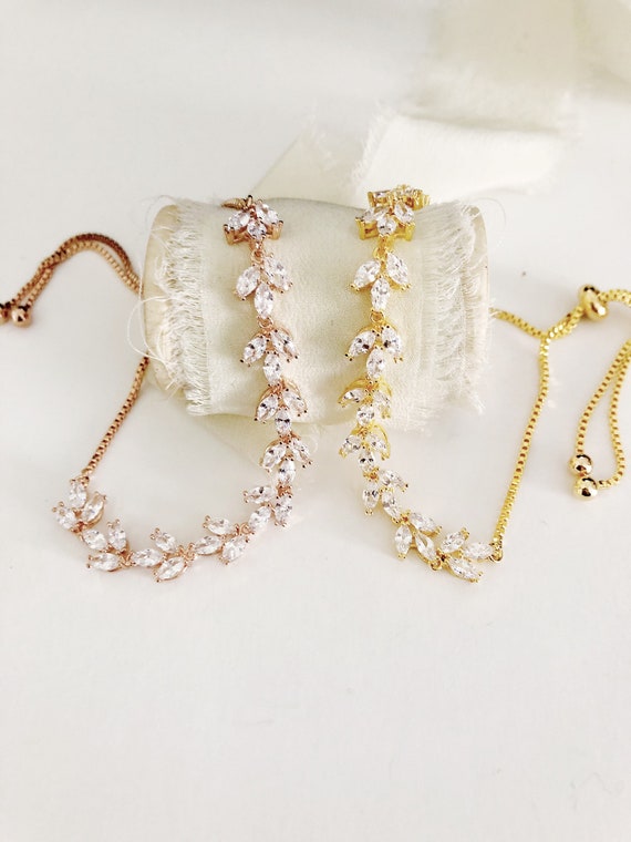 Set of 6 LAINEE Diamond Leaf Bridesmaid Bracelets Adjustable