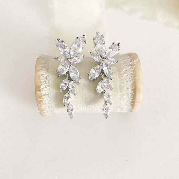 JANELLE Clip On // Diamond Leaves Drop Wedding Earrings, Diamond Bridal clip-on Earrings,drop Gold wedding earrings,bridal earrings no hole