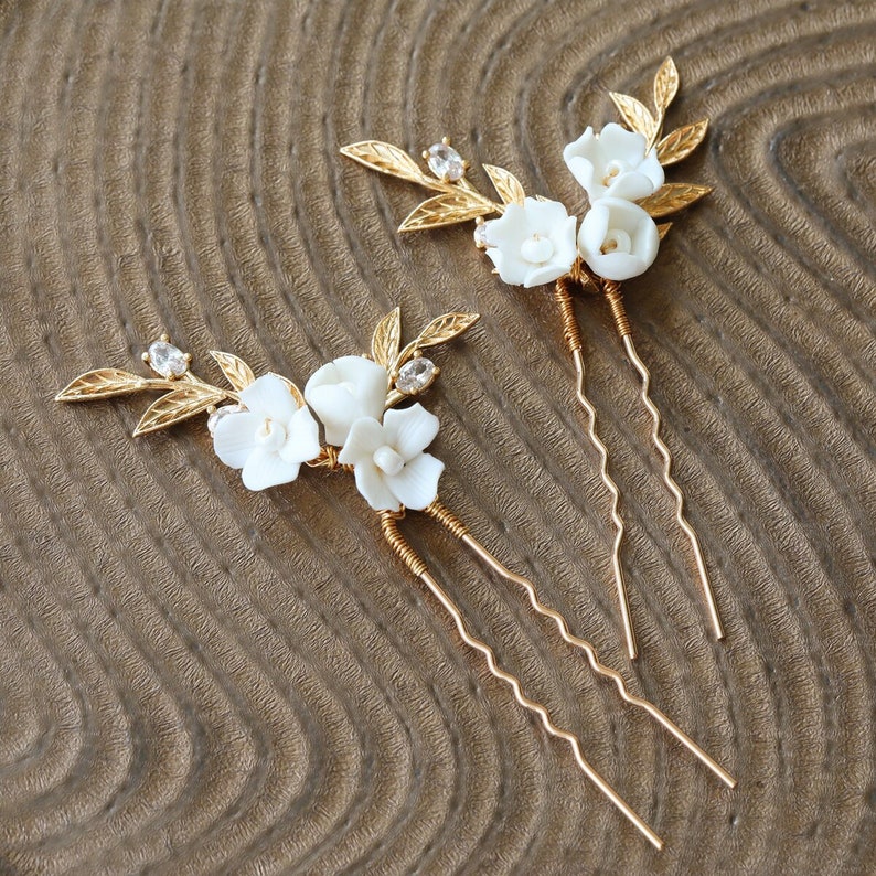 KIRIAN // Gold floral hair pins, FLOWER gold pins comb, bride hair accessory, boho bride headpiece, spring bride hair accessory,summer bride image 2