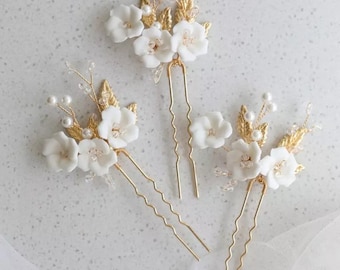 RAYNE // Freshwater Pearl Porcelain floral gold hair pins, Pearl boho  gold pearl hair pin,bride hair accessory,garden floral bridal wedding