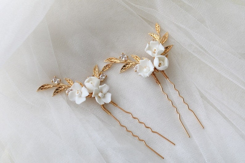 KIRIAN // Gold floral hair pins, FLOWER gold pins comb, bride hair accessory, boho bride headpiece, spring bride hair accessory,summer bride image 1