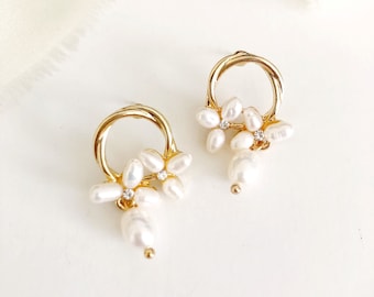 MADELYN//freshwater pearl Drop Wedding Earrings,Gold pearl Drop Earrings,Baroque pearl earrings,wedding pearl drop bridal earrings for bride