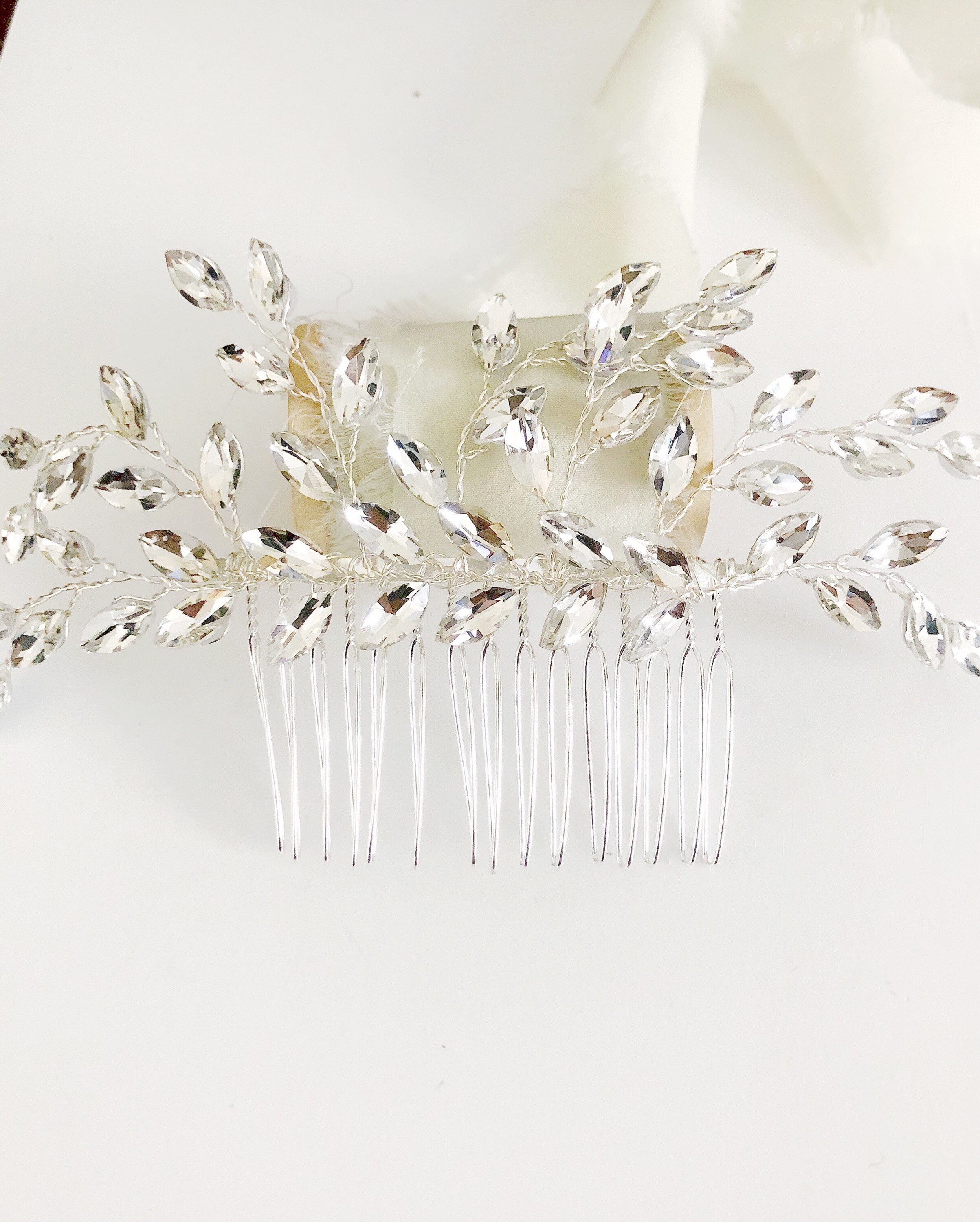 Sorel Garden Crystal & Pearl Hair Comb -  Bridal Collection Amazon.com : Ysleen 2 Pcs Wedding Pearl Hair Comb Bride  main image 2