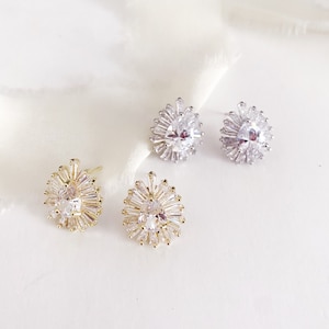 LISA // Vintage Diamond Stud Wedding Earrings,Silver Diamond Bridal Stud Earrings, Stud CZ Earrings,Gold wedding earrings, bridal earrings