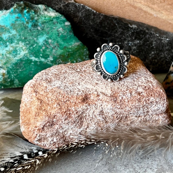 Silver Celtic Ring Imitation Turquoise Detail - Eyres Jewellery
