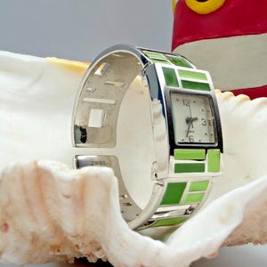 Vintage Avon Geometric Green Cuff Watch image 4