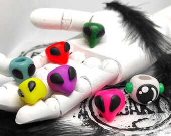 Perline aliene al neon/ Perline per dreadlocks a tema astronauta e UFO/ Dreadlocks