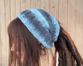 Bonnet dreadlock en tricot fait main - Mélange de laine Blueberry Breeze