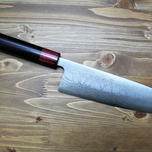 Cuchillo de cocina Sawakazuma Setsugetsuka VG-10 Damascus Gyuto de 210 mm / 8,2&quot; con mango de palisandro fabricado en Japón