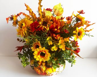 Fall Centerpiece, Table Decorations, Fall Arrangement, Seasonal Fall Table Centerpiece, Fall Decor, Table Decor, Sunflowers, Autumn Decor
