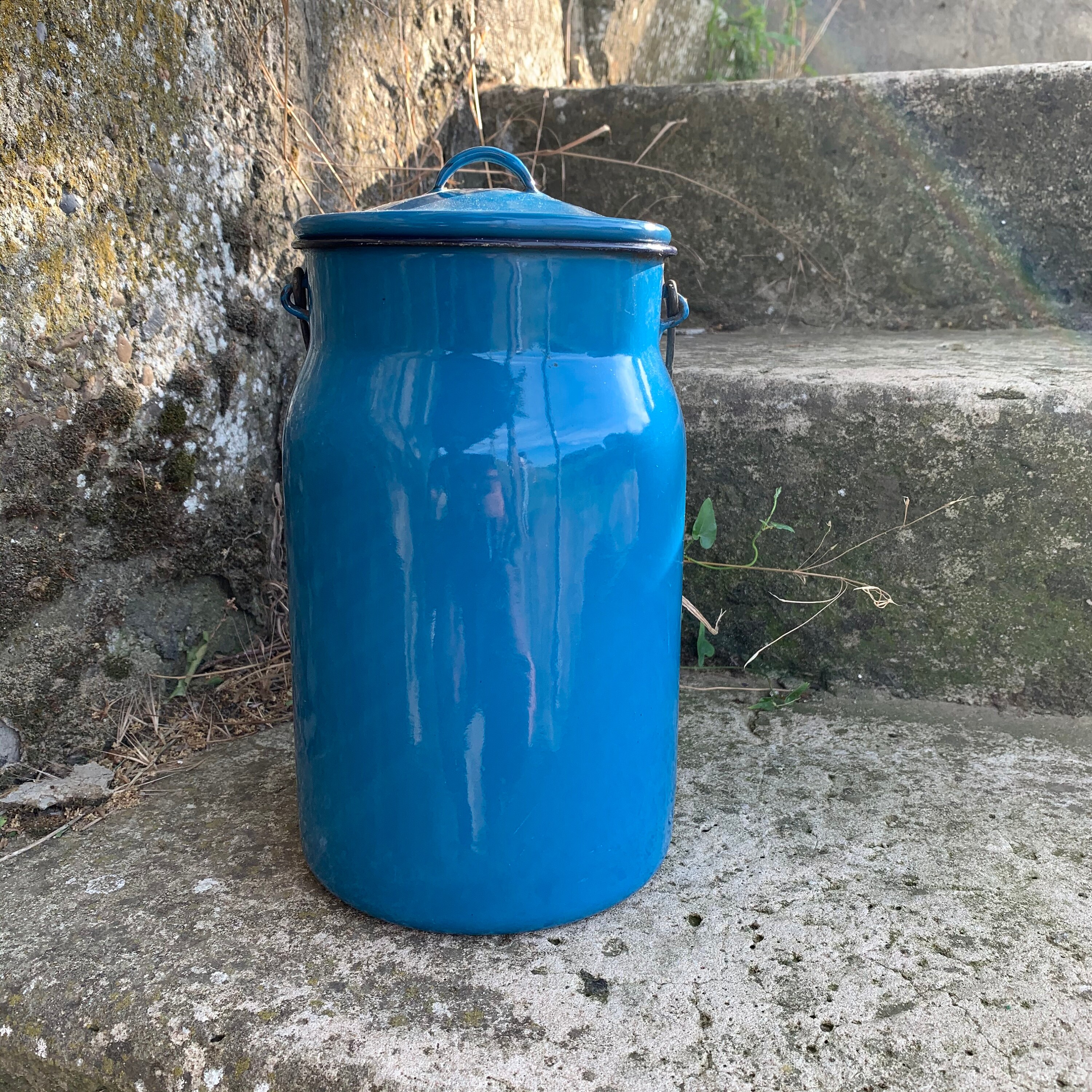 Vintage Enameled 3 Liter Can, Soviet Blue Milk Bucket,milk Jug