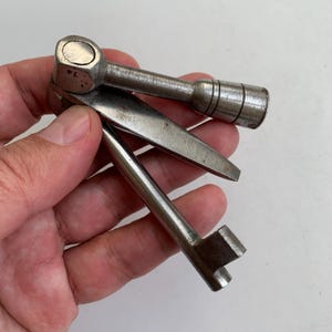 Vintage spoorwegsleutel, speciale Sovjetsleutel, treinconducteursleutel, antieke sleutel, verzamelsleutel, zeldzame sleutel, USSR-treinen, industrieel decor Cadeau-idee