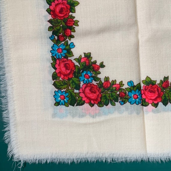Vintage woolen shawl of Soviet women with floral … - image 3