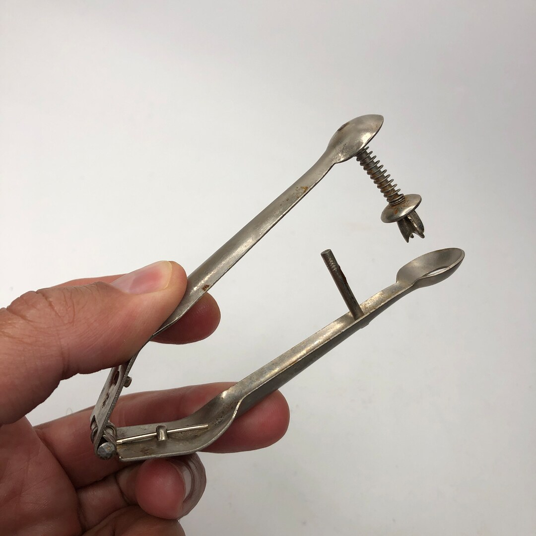 Vintage Cherry Pit Remover, Piston Mechanical Piston, Kitchen Tool ...