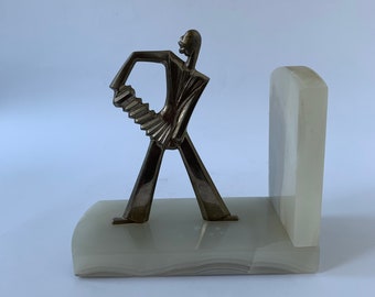 Vintage Bookend "Músico - acordeonista", Art Déco, Soporte decorativo para libros de piedra natural, Mármol, Decoración de mesa, Decoración de mesa