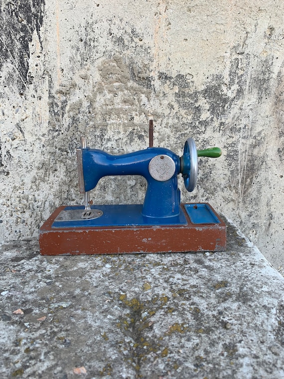 Old children's sewing machine of the USSR, Hand sewing machin,Mini sewing machine, Toy for girls, Soviet childhood, Vintage, Decor, USSR 70s