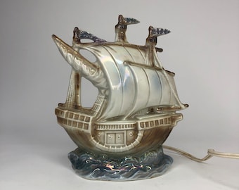 Luce notturna in porcellana vintage, lampada per barche a vela, GDR anni '60, luce notturna elettrica, arredamento per barche a vela, lampada da tavolo, lampada decorativa, regalo vintage