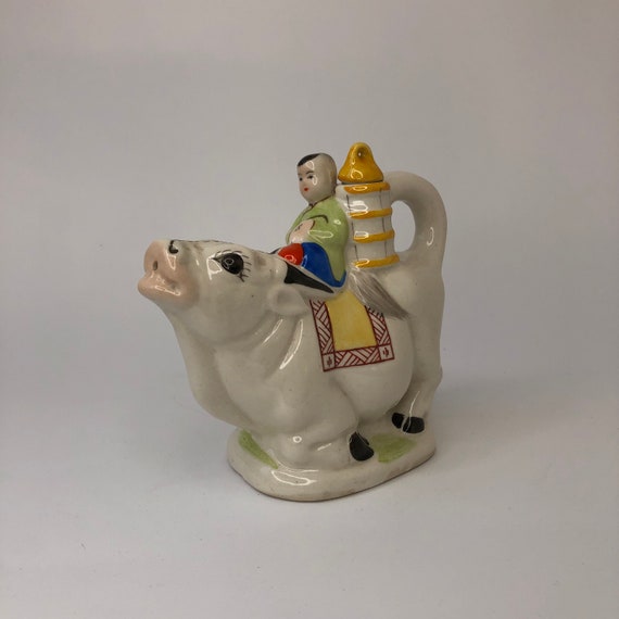 子供と牛の置物 鉄製 4.3㎏ 水牛と少年の置物 子供と牛の置物 鉄製 4.3㎏ 水牛少年 骨董 /