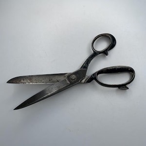 Vintage tailor scissors, Solingen, Zwilling J. A. Henckels Germany, Sewing tool, Cutting and Sewing, Industrial decor, Sewing Studio,