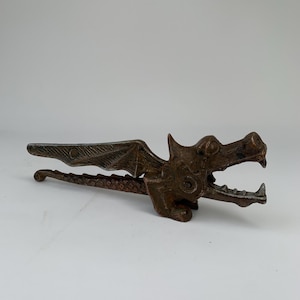 Vintage Nötknäppare, Sovjetisk Nötknäppare, Metalldrake, Köksredskap, Presentidé, Julbakning,