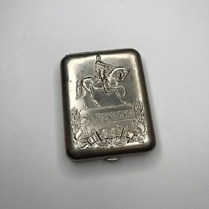 Zigarettenhülle, Vintage Sowjetische Zigarettenhülle, Moskau 60er Jahre, Metall Zigarettenetschere, sowjetische Mode, Sammeln, Tabakzubehör, Geschenk für ihn