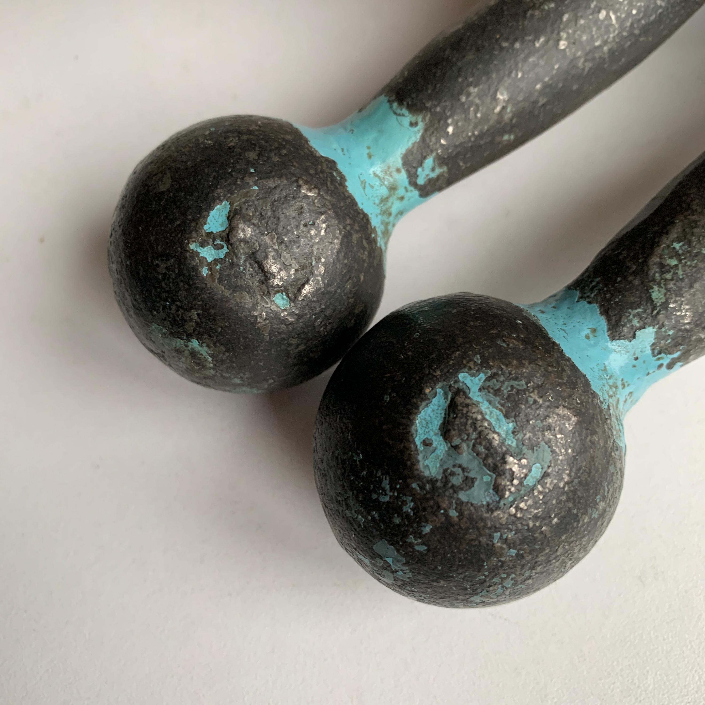 ヴィンテージスポーツダンベル、ダンベル1kg、古い鉄製ダンベル