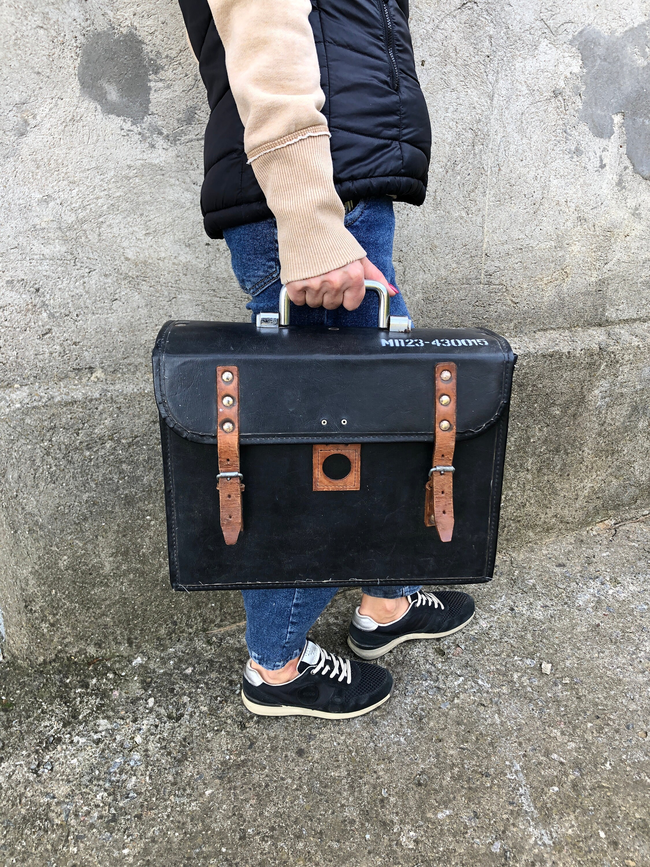 Vintage Briefcase for Documents, Soviet Official Briefcase  display picture 1