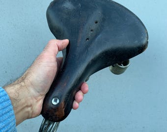 ANCIENNE SELLE DE VELO A. WOLBER ressort Bicyclette vintage Old Bike ANCIENNE SELLE DE VELO A. WOLBER ressort Bicyclette vintage Old Bike