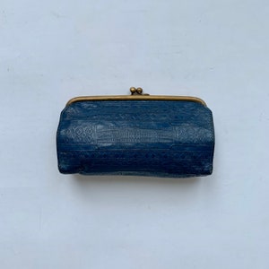 Monedero de cuero vintage, en relieve, estadio Lenin, realismo socialista, billetera azul, monedero soviético, cartera elegante, billetera retro, cuero en relieve