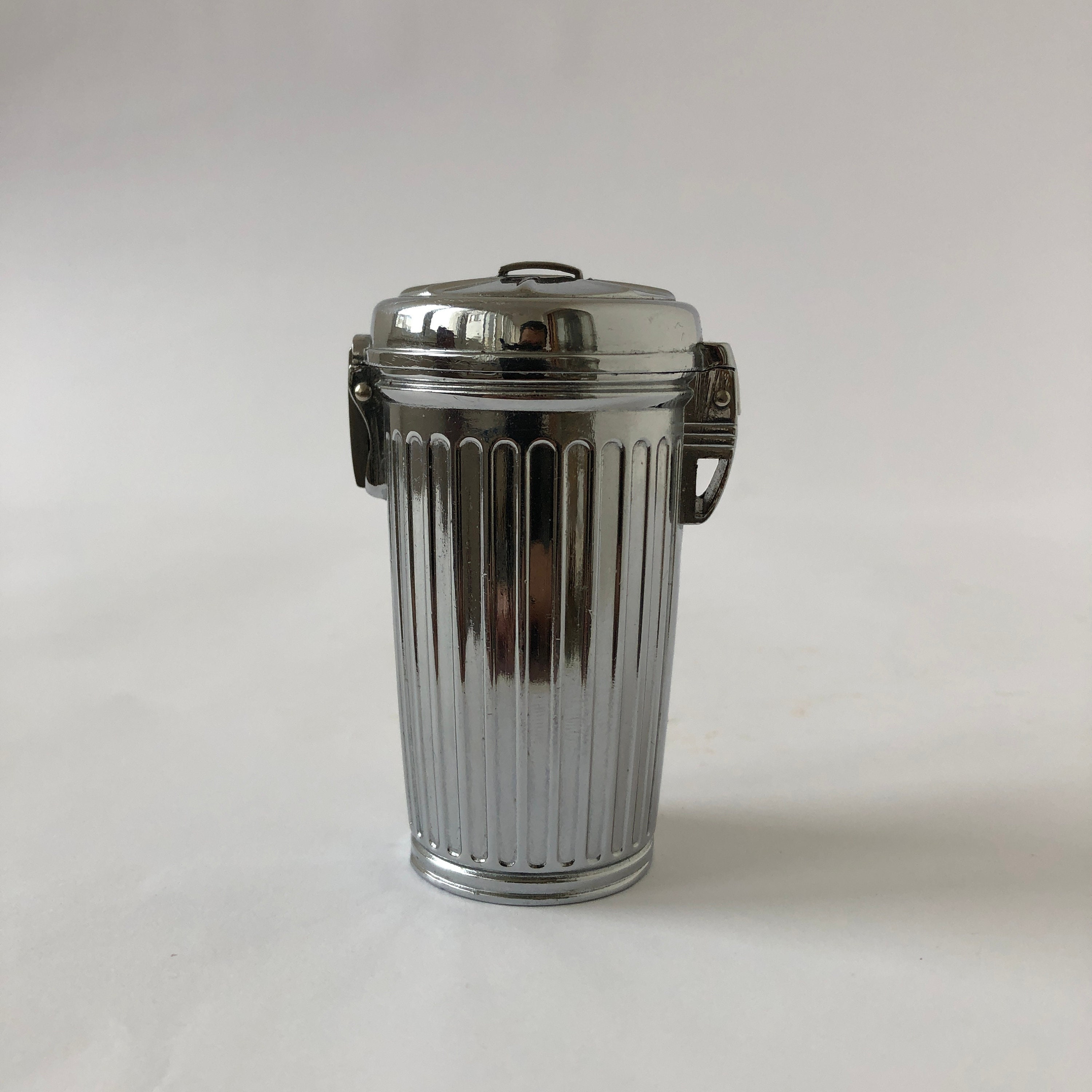 Stainless steel stand ashtray 62 cm ashtray trash can ashtray stand ashtray  30L