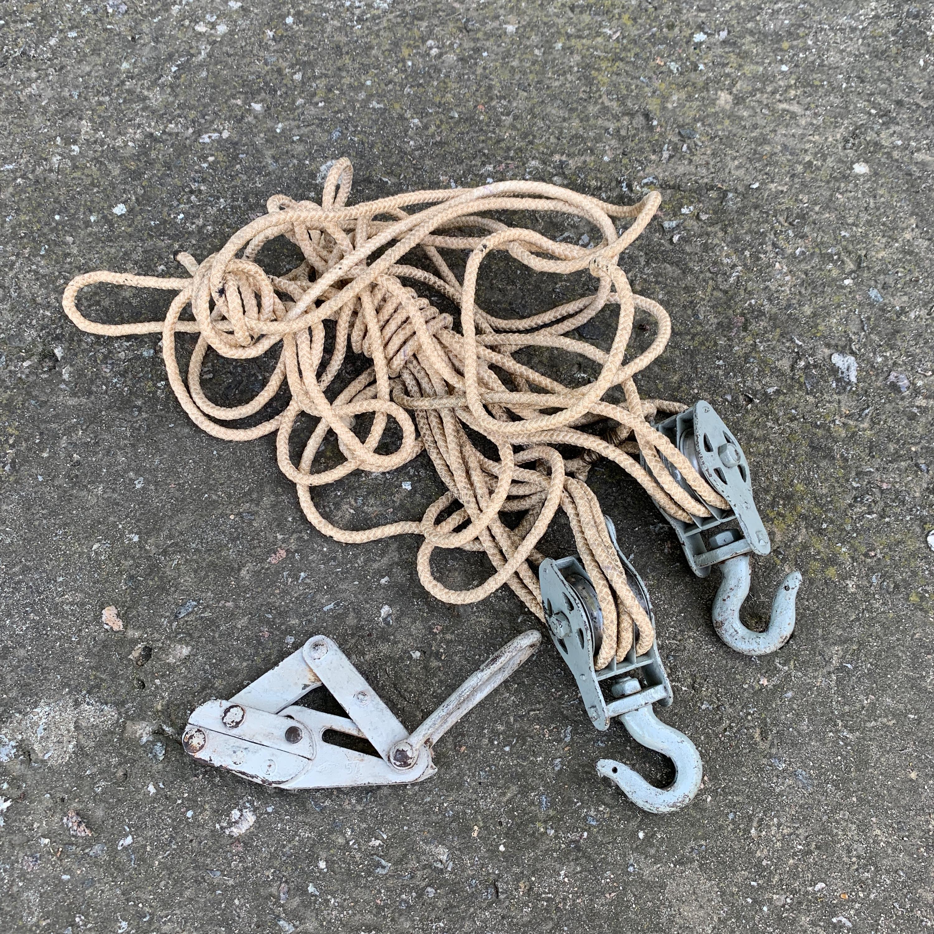 Triple Pully Rig Vintage Triple Pulley, Pulley Block, Rigging Pulley Block, Rigging ...