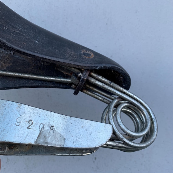 Brooks en Primus - Selles de vélo anciennes (2) - Acier