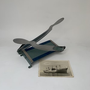 Ghigliottina fotografica vintage, taglierina per carta fotografica, taglierina a forma di foto, taglierina a mano, vecchie foto, oggetti di scena per studio fotografico, regalo per fotografi,