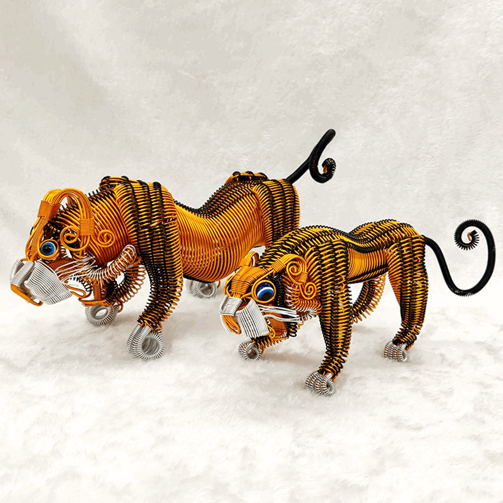 Tiger figurine Wire wildlife animals sculpture Tiger decor Etsy