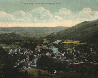 Vintage vykort i linne, fågelperspektiv över Huntington, Massachusetts, 1910-talet