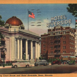 vintage Linen Carte postale Washoe County Court House et Hôtel Riverside Reno Nevada 1942